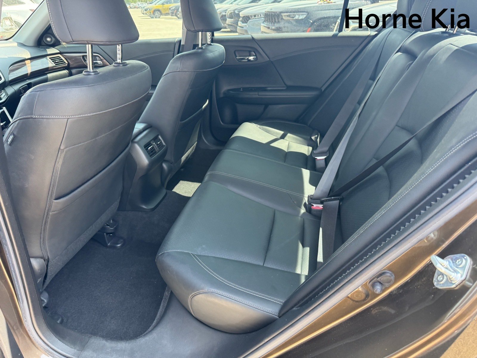 Used 2017 Honda Accord Touring image 12