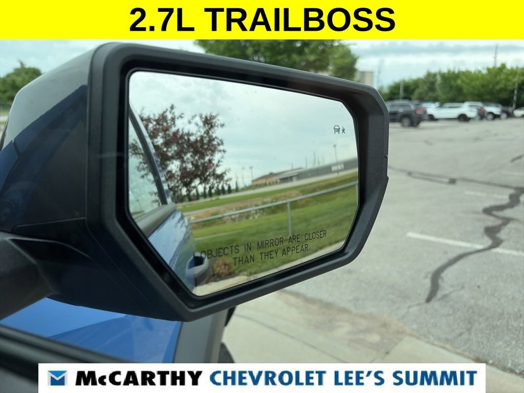 Used 2025 Chevrolet Colorado Trail Boss AWD/4WD image 29