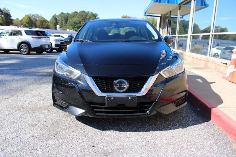 Used 2021 Nissan Versa SV FWD image 2