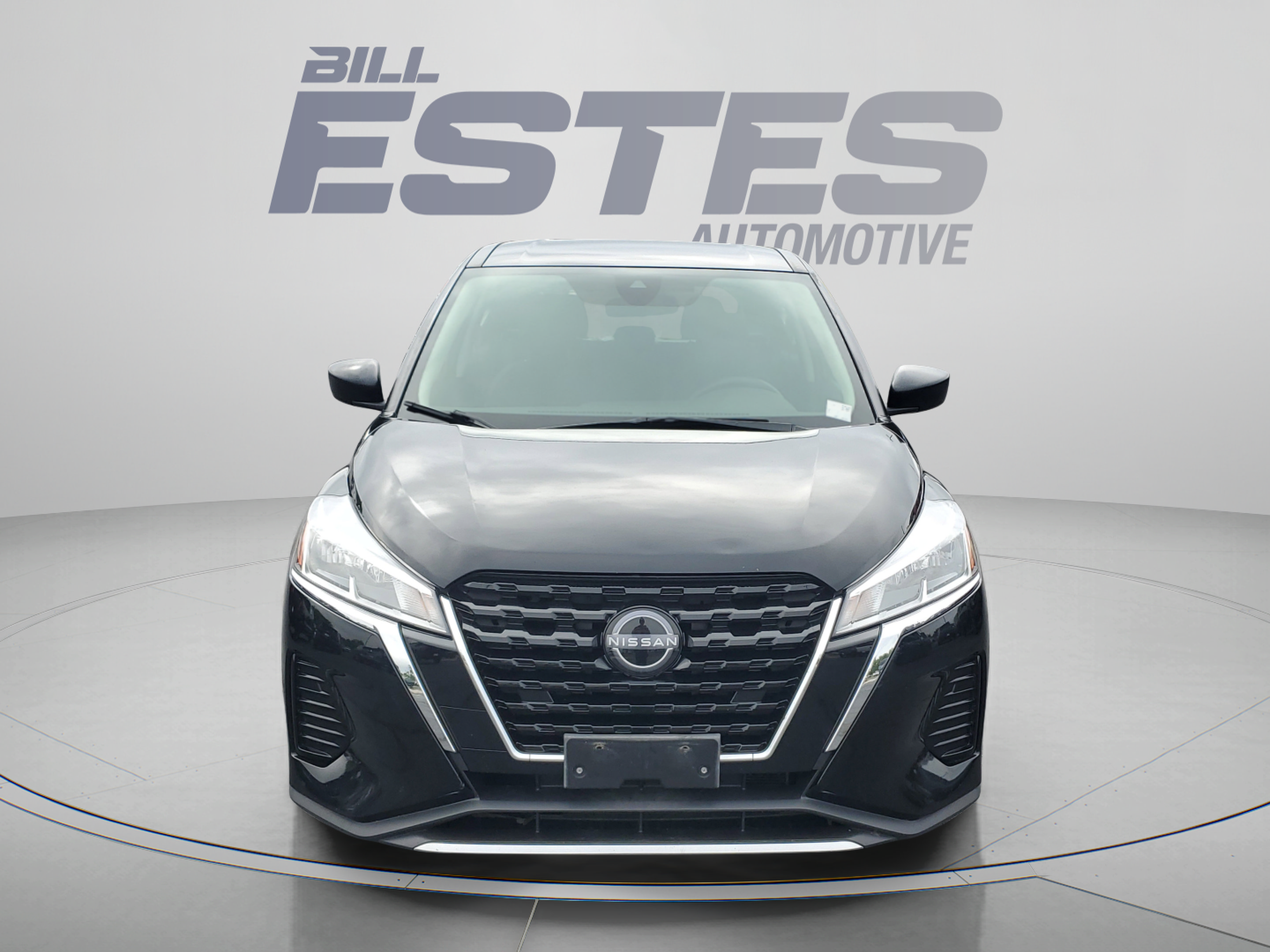Used 2023 Nissan Kicks S FWD image 6