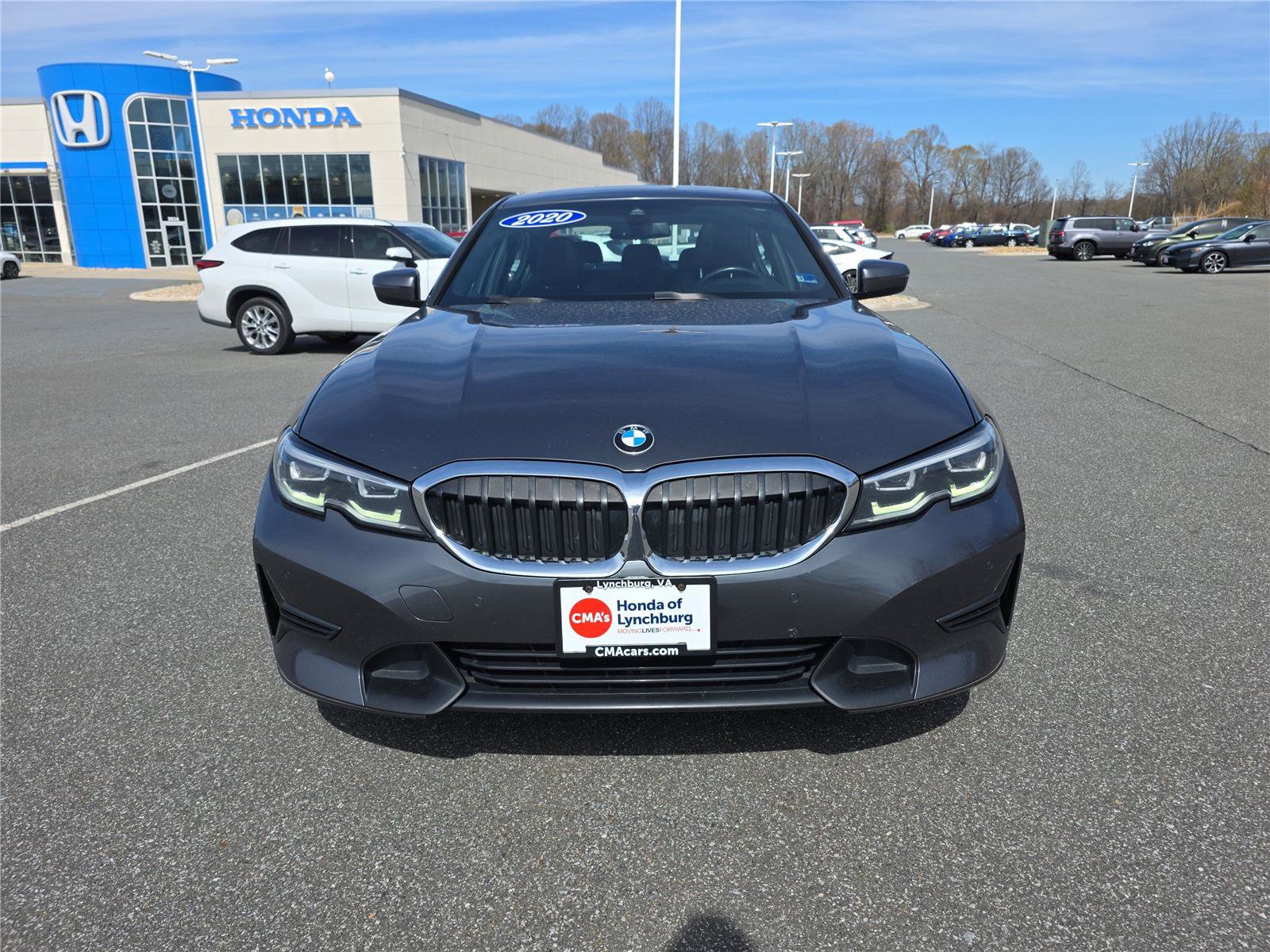 Used 2020 BMW 330i Sedan w/ Convenience Package image 9