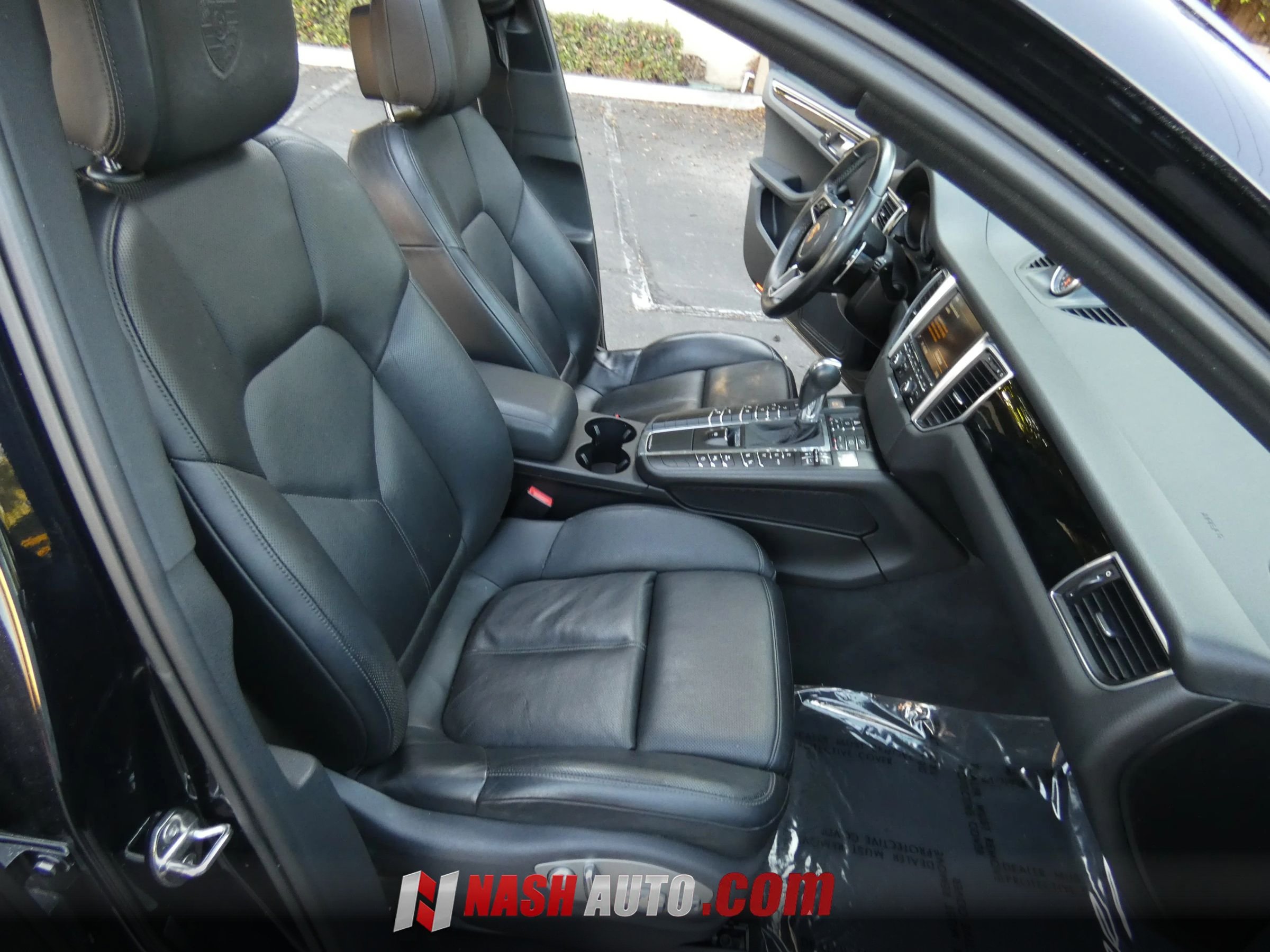 Used 2015 Porsche Macan S AWD/4WD image 24