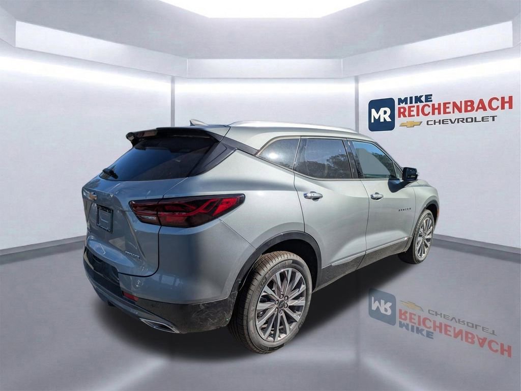 New 2025 Chevrolet Blazer Premier w/ Driver Confidence II Package FWD image 5