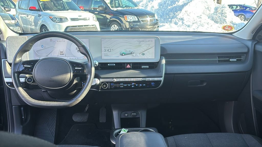 Used 2024 Hyundai Ioniq 5 SEL image 12