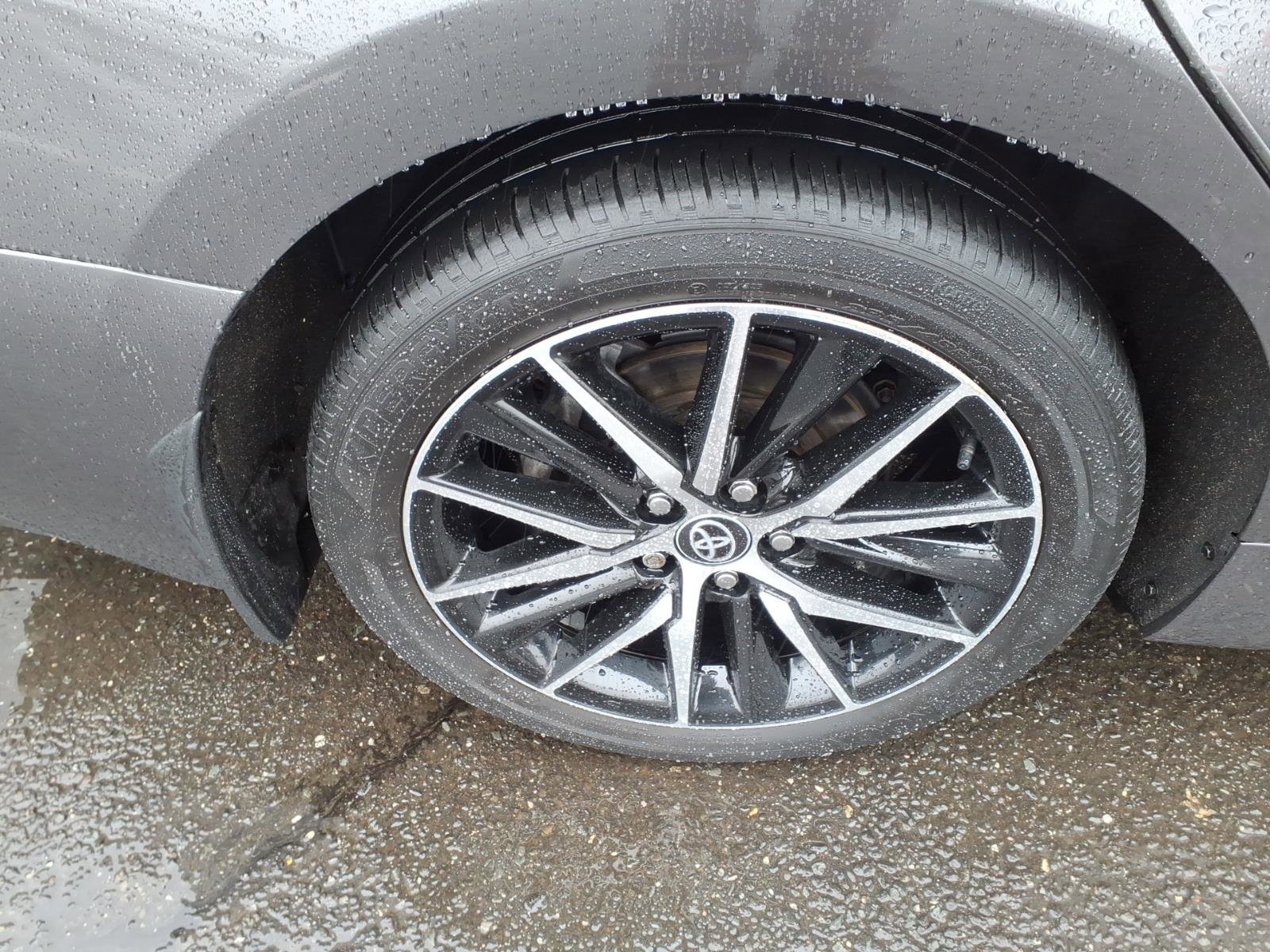 Certified 2024 Toyota Camry SE image 7