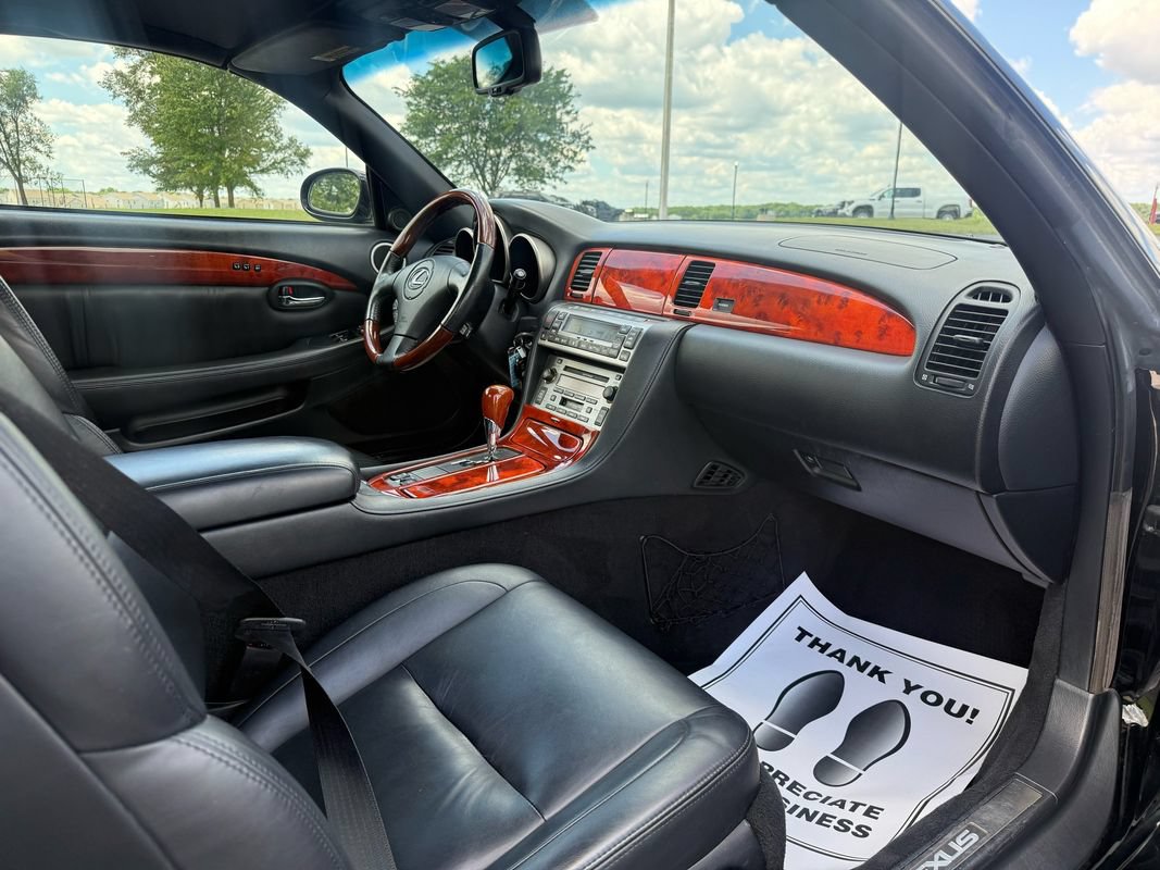 Used 2006 Lexus SC 430 Convertible RWD image 14