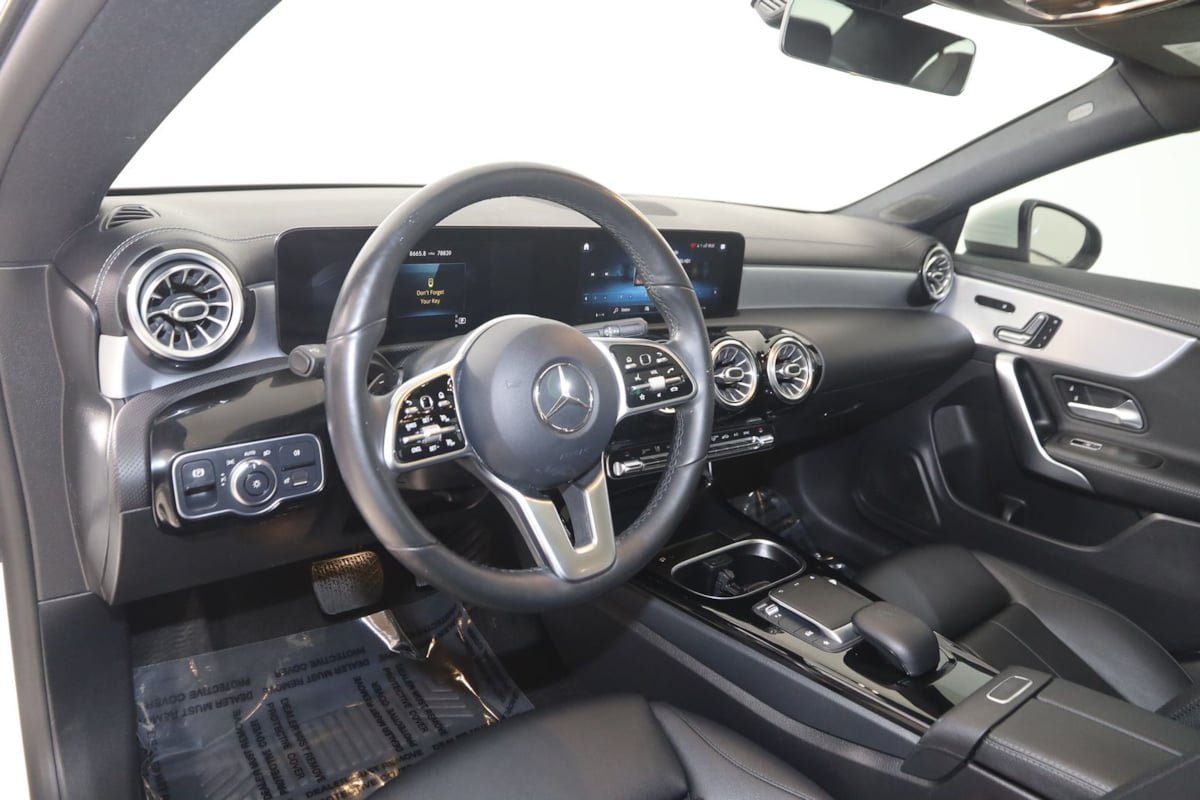Used 2021 Mercedes-Benz CLA 250 4MATIC w/ Premium Package image 25