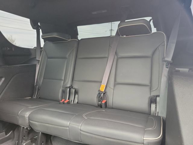 Used 2021 Chevrolet Tahoe Premier w/ Premium Package RWD image 29