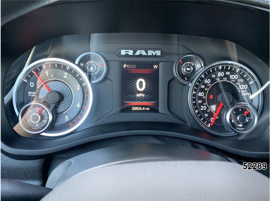 Used 2024 RAM 2500 Tradesman w/ Chrome Appearance Group AWD/4WD image 25