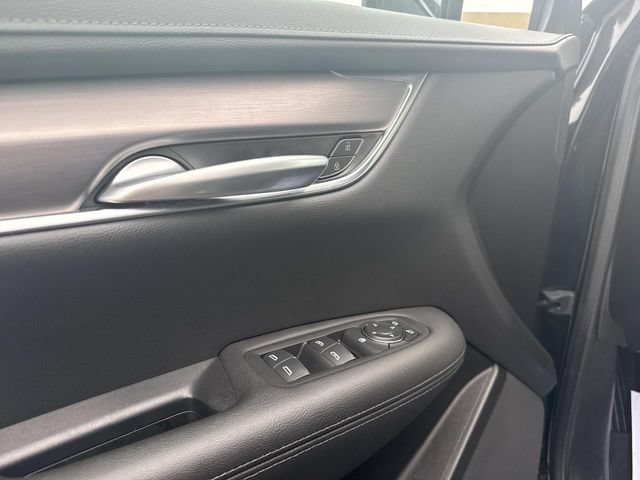 Certified 2024 Cadillac XT5 Luxury w/ LPO, Floor Liner Package AWD/4WD image 15