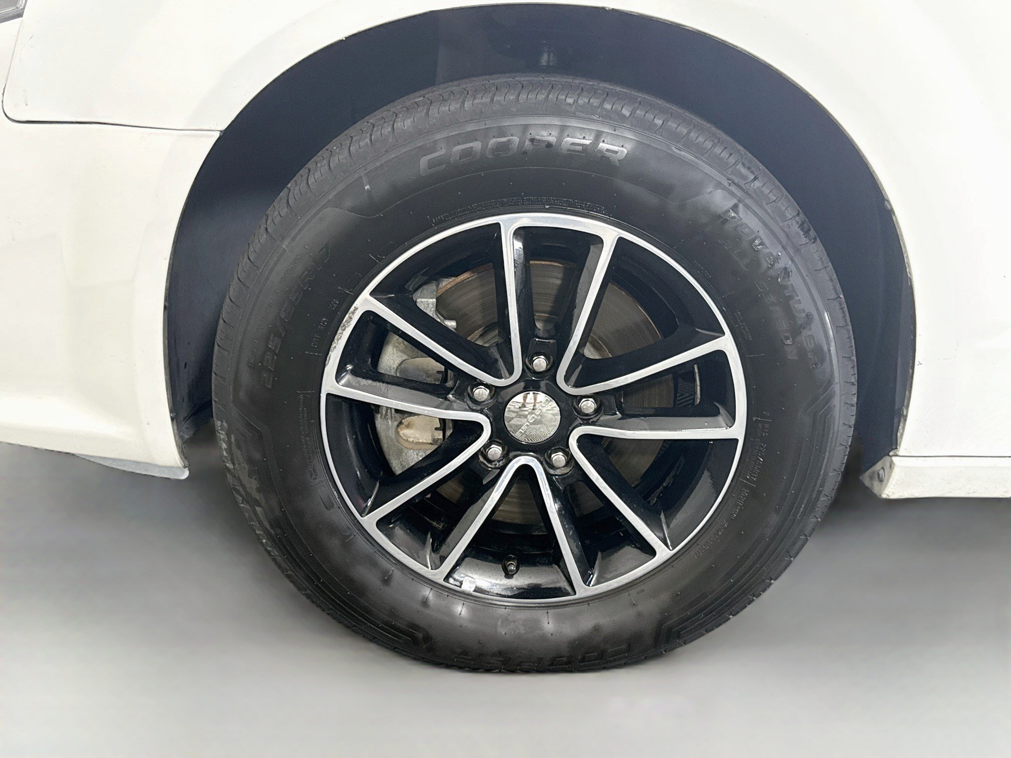 Used 2019 Dodge Grand Caravan GT FWD image 37