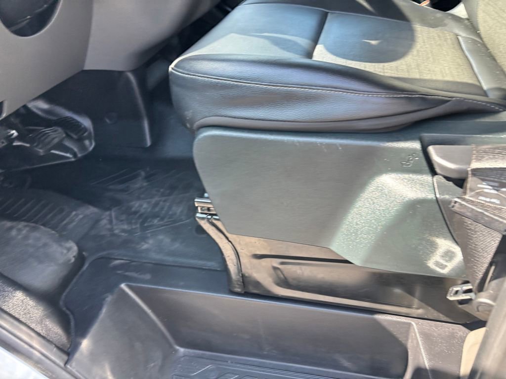 Used 2023 Ford Transit 350 XL image 24