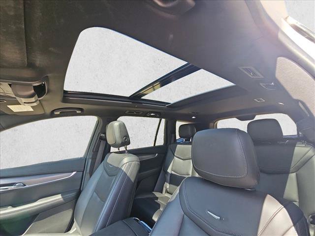 Used 2022 Cadillac XT6 Luxury FWD image 12
