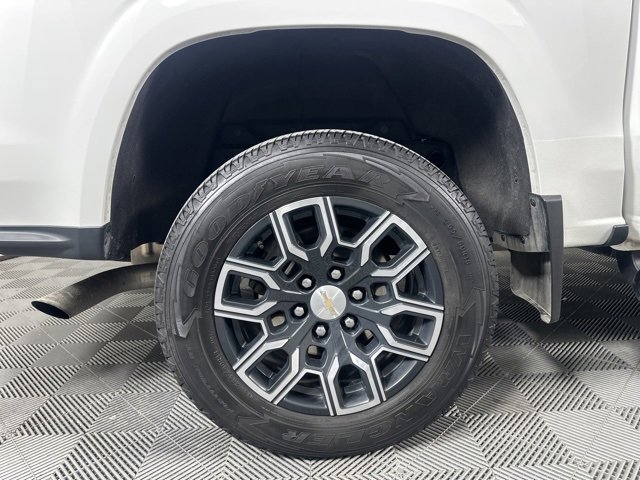 Used 2023 Chevrolet Colorado LT w/ LT Convenience Package III image 11