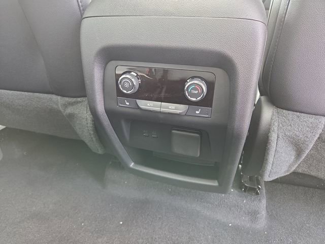 New 2026 Chevrolet Traverse High Country image 22