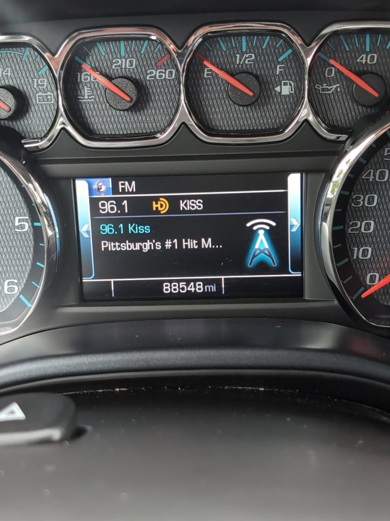 Used 2018 Chevrolet Silverado 1500 LT w/ LPO, Black Pack AWD/4WD image 15