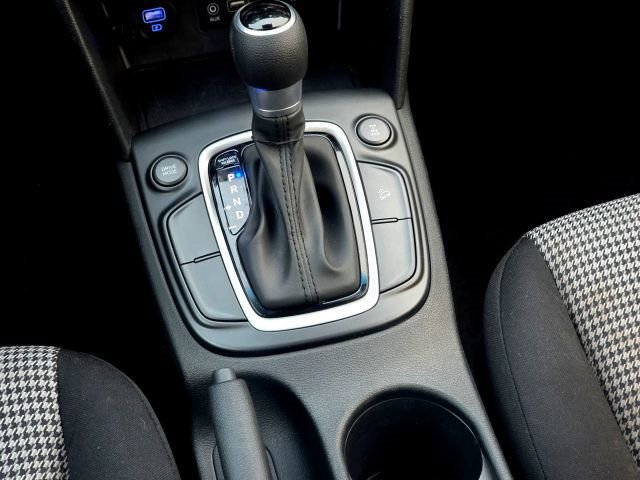 Used 2021 Hyundai Kona SE image 19