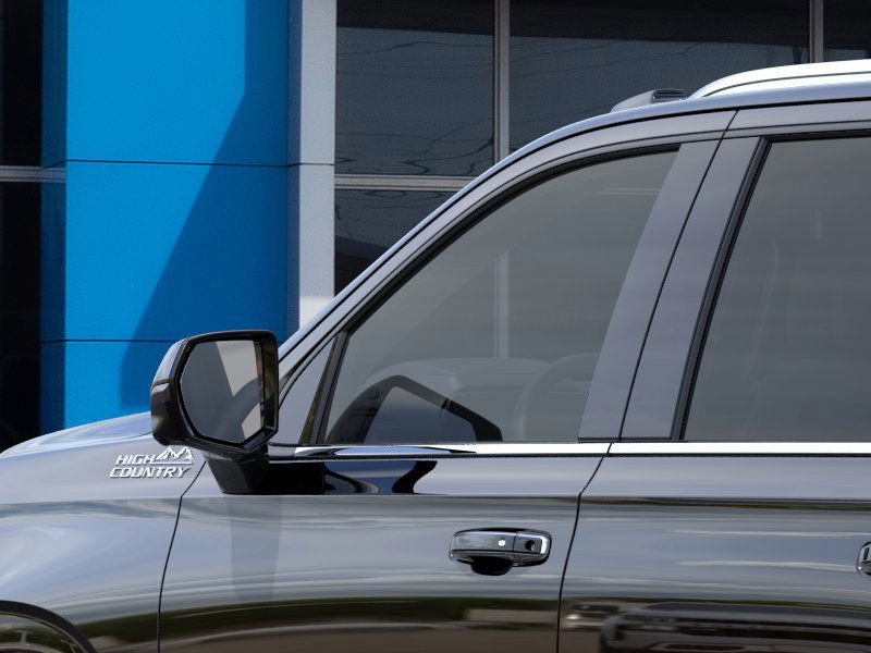 New 2026 Chevrolet Suburban High Country image 12