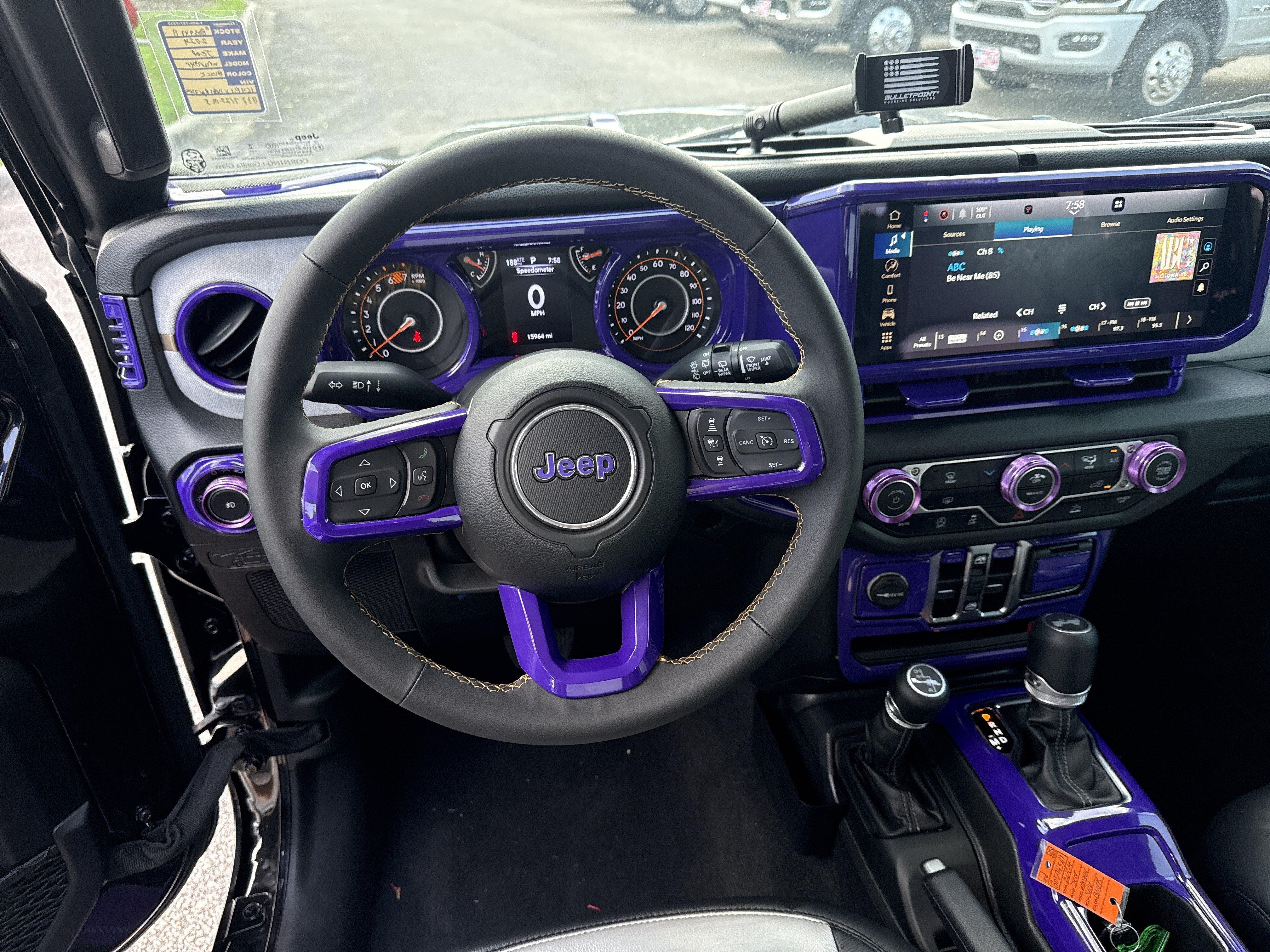 Used 2024 Jeep Wrangler Unlimited Sport AWD/4WD image 23