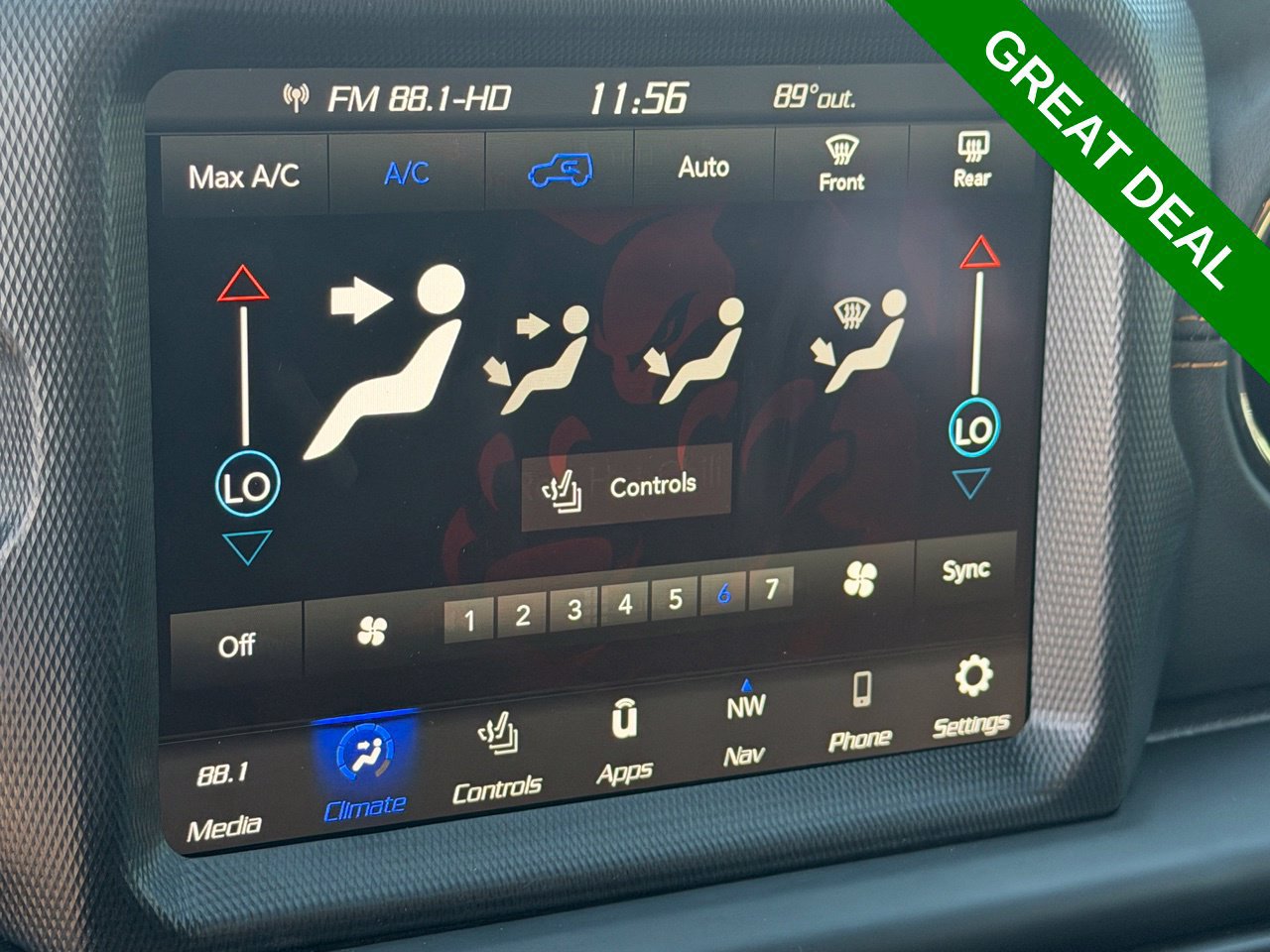 Used 2023 Jeep Wrangler Unlimited Sahara AWD/4WD image 27