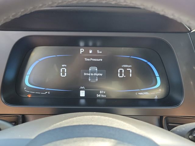 Certified 2025 Hyundai Elantra Sport image 9