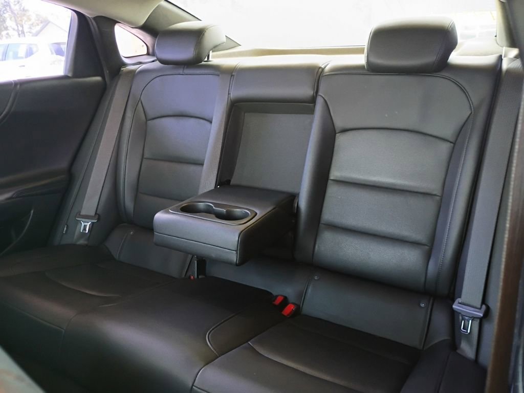 Used 2019 Chevrolet Malibu Premier w/ Sun and Wheel Package image 24