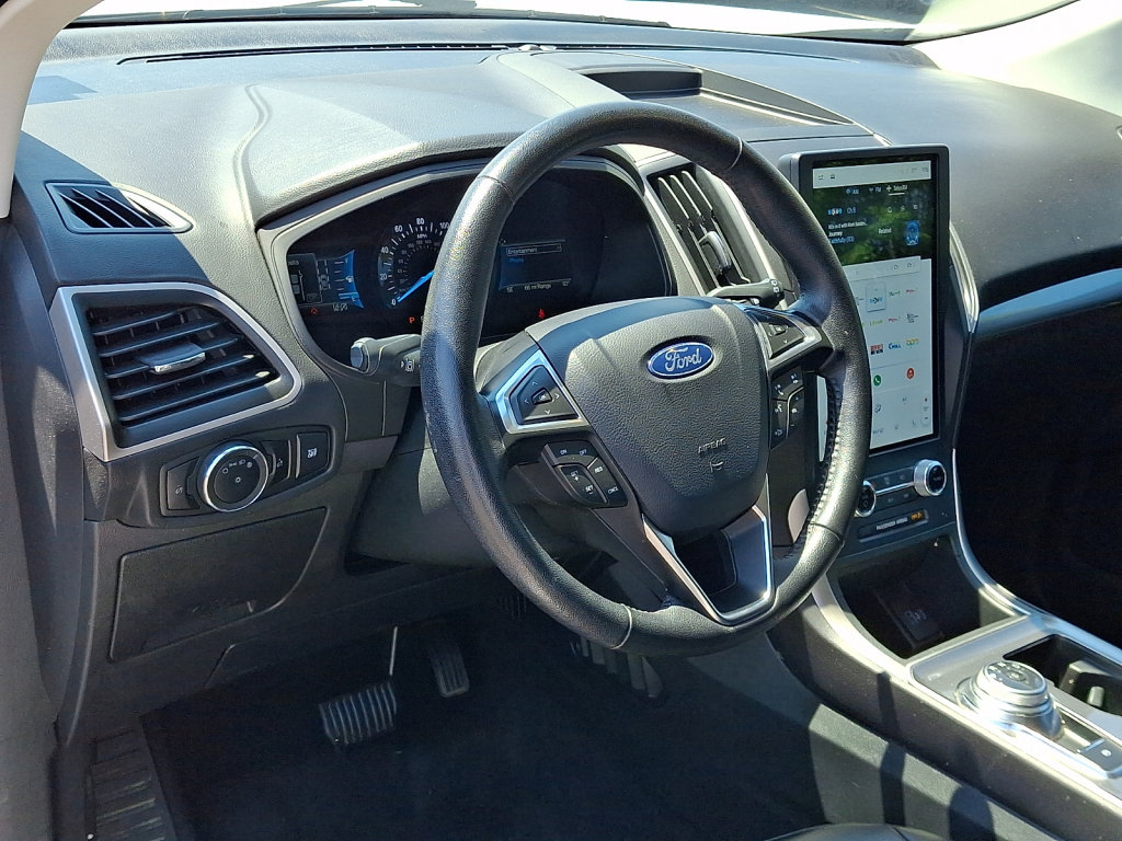 Used 2024 Ford Edge SEL AWD/4WD image 25
