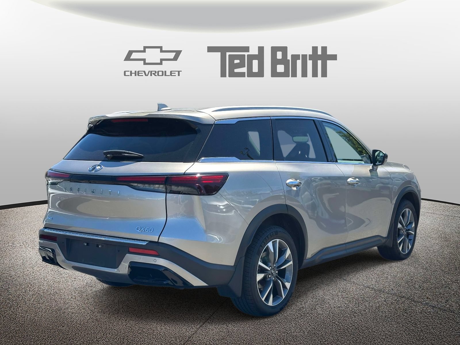 Used 2023 INFINITI QX60 Luxe w/ Cargo Package AWD/4WD image 4