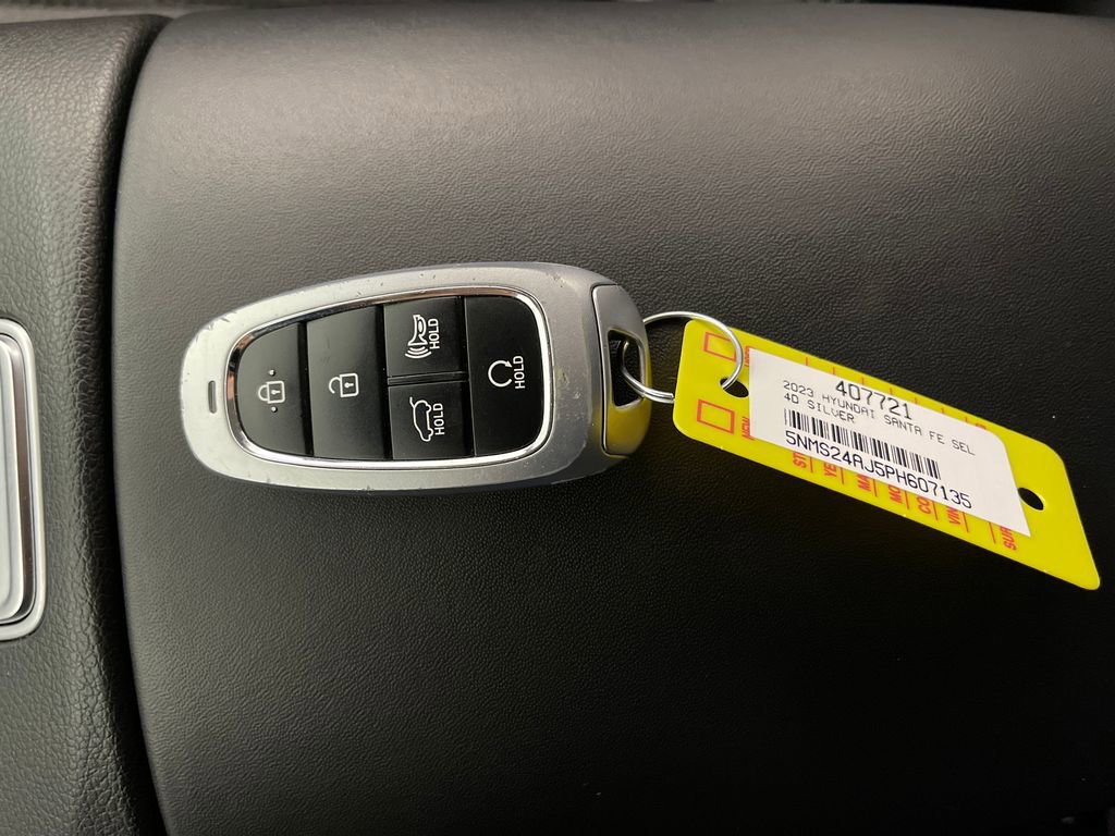 Certified 2023 Hyundai Santa Fe SEL image 27