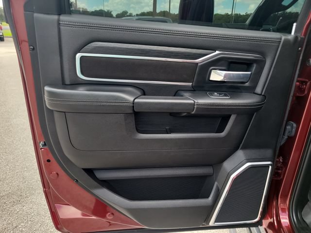 Used 2023 RAM 2500 Laramie AWD/4WD image 12