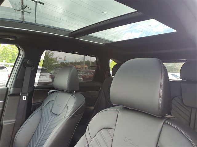 New 2025 Kia Sorento SX Prestige image 16