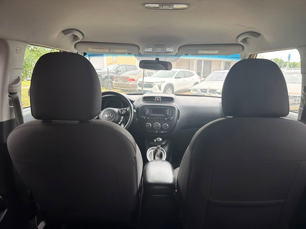 Used 2014 Kia Soul FWD image 14