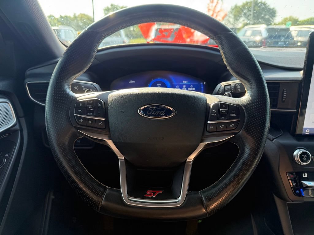 Used 2020 Ford Explorer ST w/ ST Street Pack AWD/4WD image 13