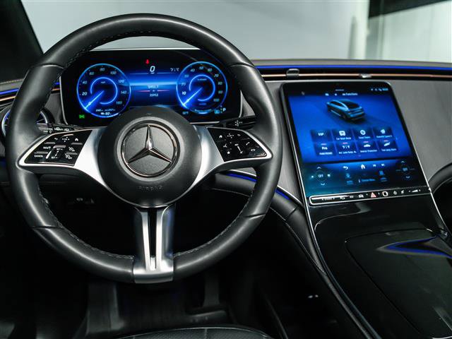 Used 2023 Mercedes-Benz EQE 500 4MATIC SUV image 19