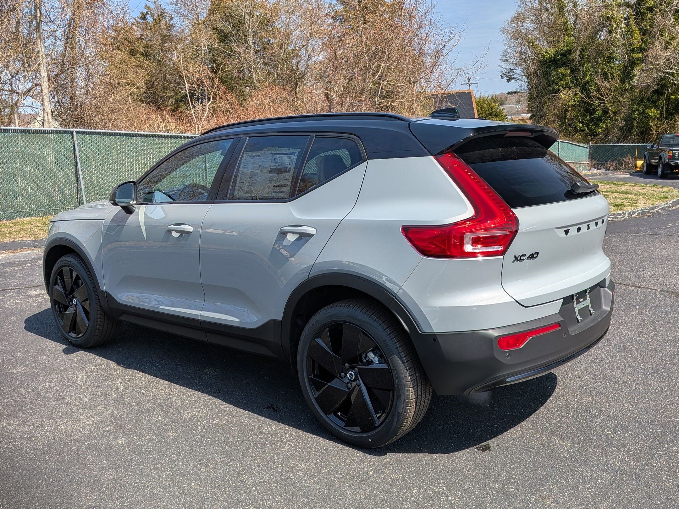 New 2026 Volvo XC40 B5 Ultra w/ Climate Package image 3