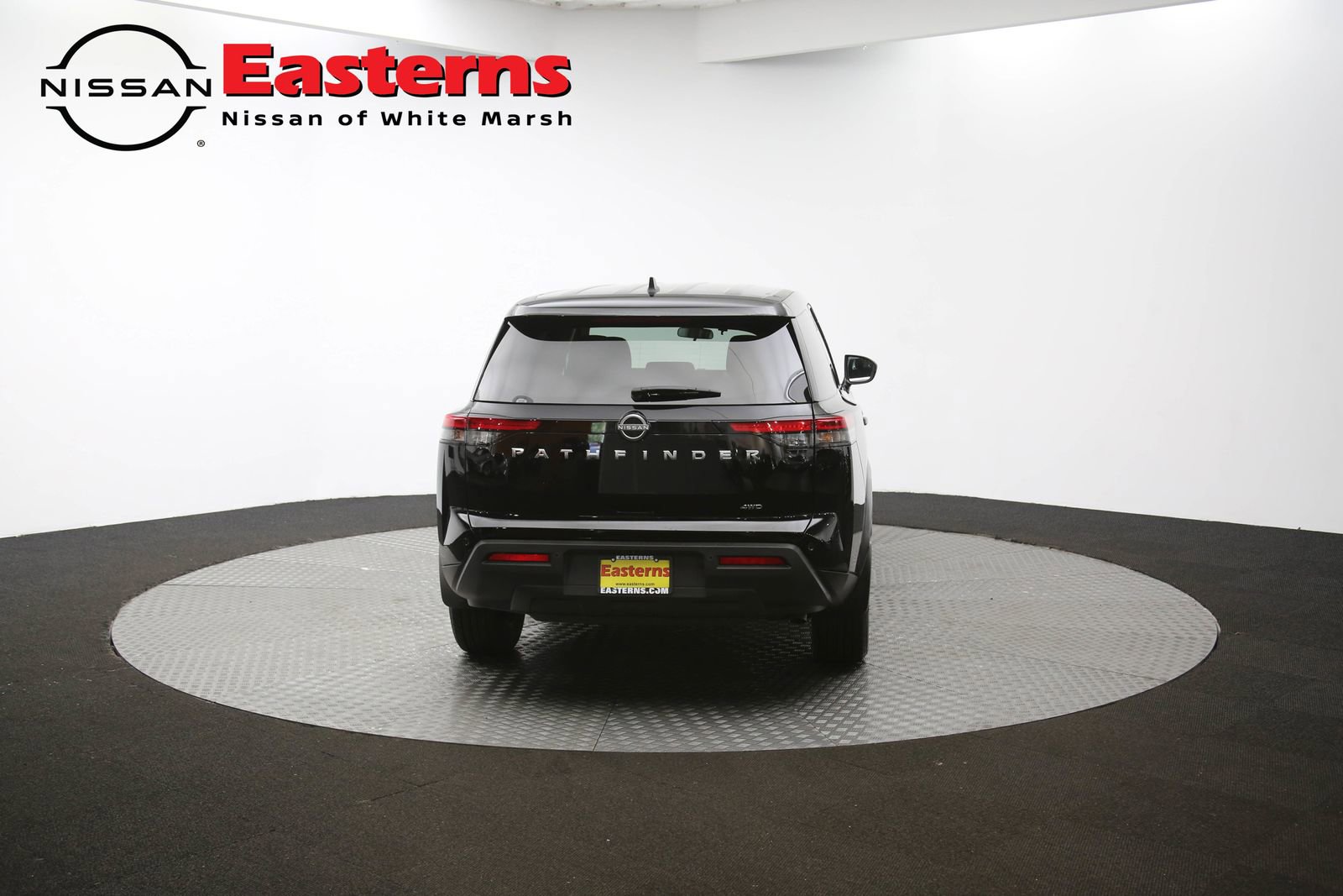 Used 2025 Nissan Pathfinder S image 51