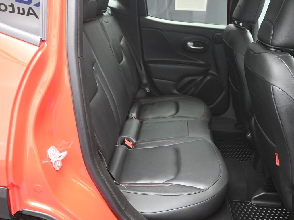 Used 2023 Jeep Renegade Trailhawk w/ Sun/Sound Group image 34