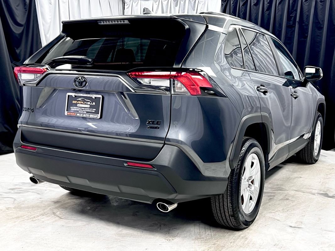 Used 2019 Toyota RAV4 XLE w/ All Weather Liner Package AWD/4WD image 13