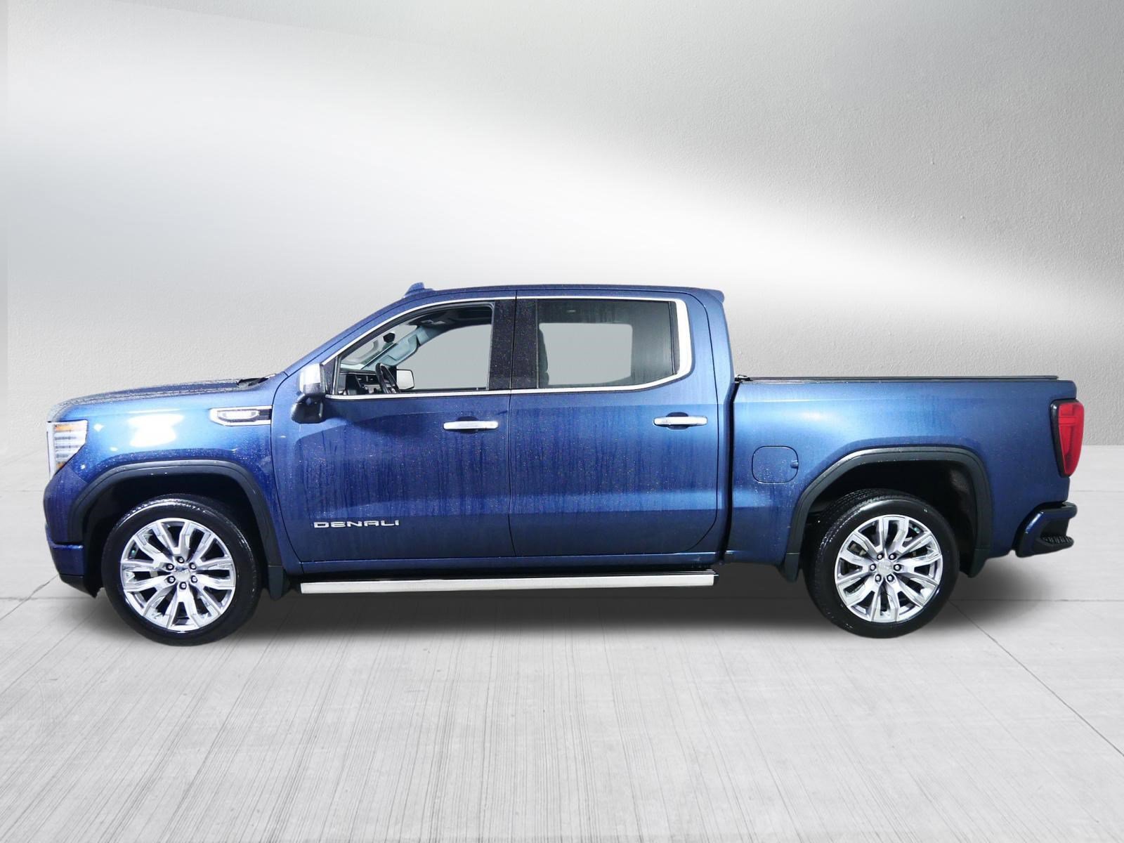 Certified 2022 GMC Sierra 1500 Denali w/ Denali Reserve Package AWD/4WD image 4