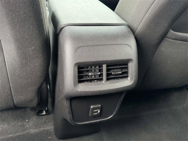 Used 2024 Chevrolet Equinox LT image 11