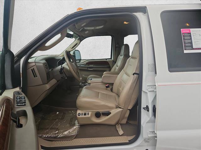 Used 2004 Ford F350 XL AWD/4WD image 16