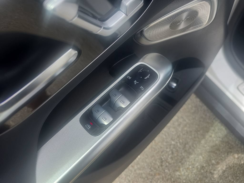 New 2026 Mercedes-Benz GLC 300 4MATIC image 9