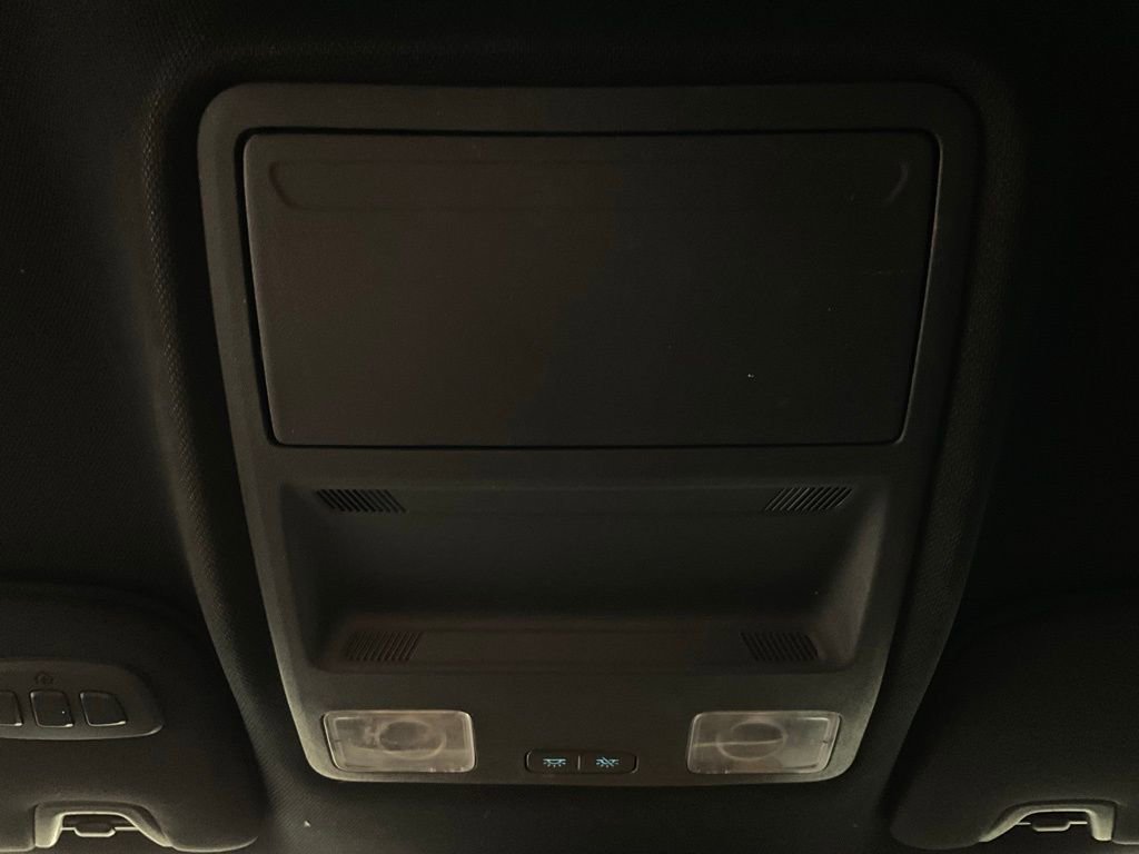 Used 2024 Ford Mustang GT Premium image 19