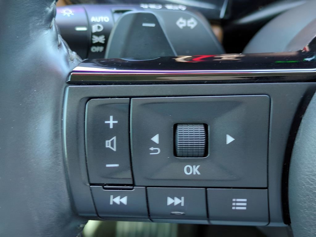 Certified 2022 Nissan Pathfinder Platinum w/ Cargo Package image 27