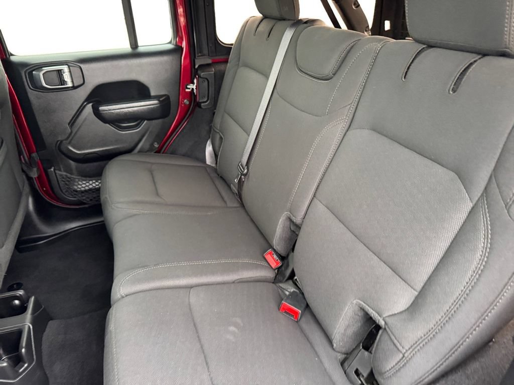 Used 2022 Jeep Wrangler Unlimited Sport AWD/4WD image 14
