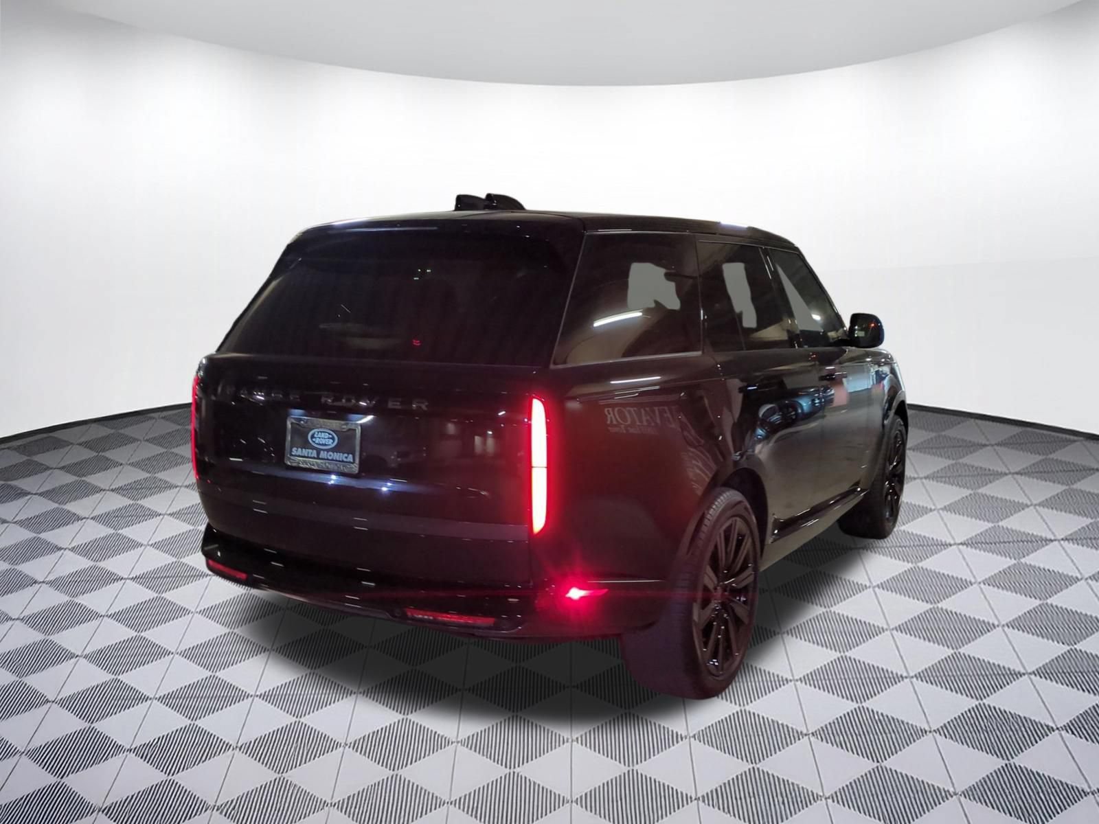 New 2026 Land Rover Range Rover SE AWD/4WD image 5