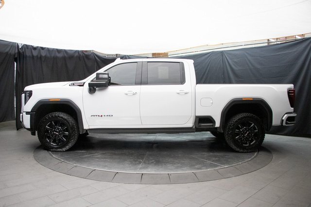 Used 2024 GMC Sierra 3500 AT4 w/ AT4 Premium Plus Package image 9