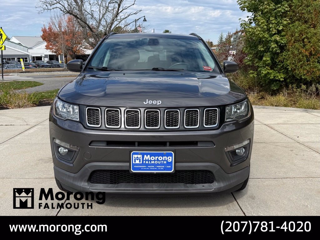 Used 2019 Jeep Compass Latitude w/ Cold Weather Group AWD/4WD image 3