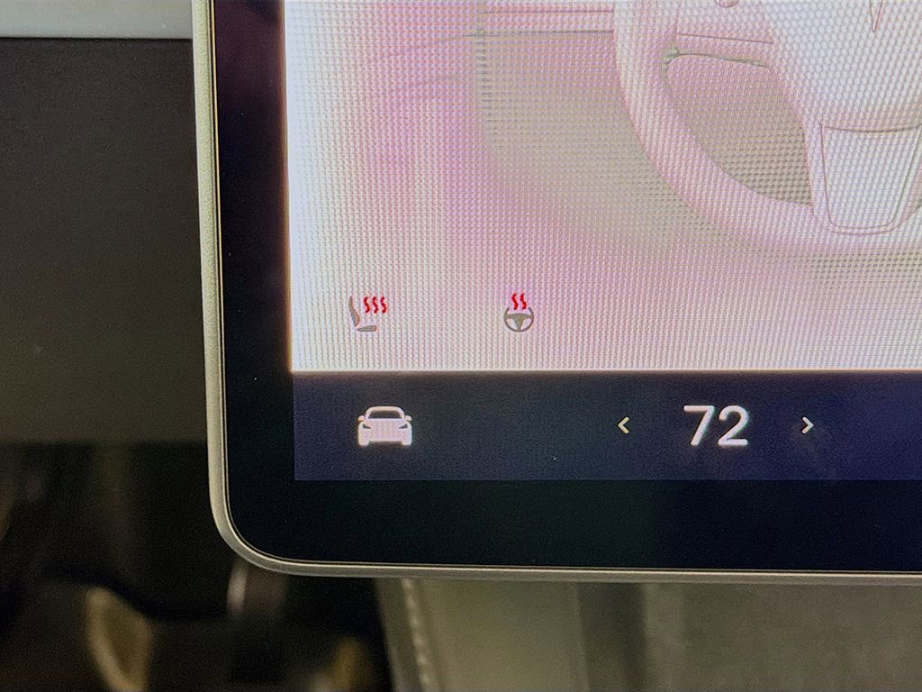 Used 2021 Tesla Model Y Long Range image 40