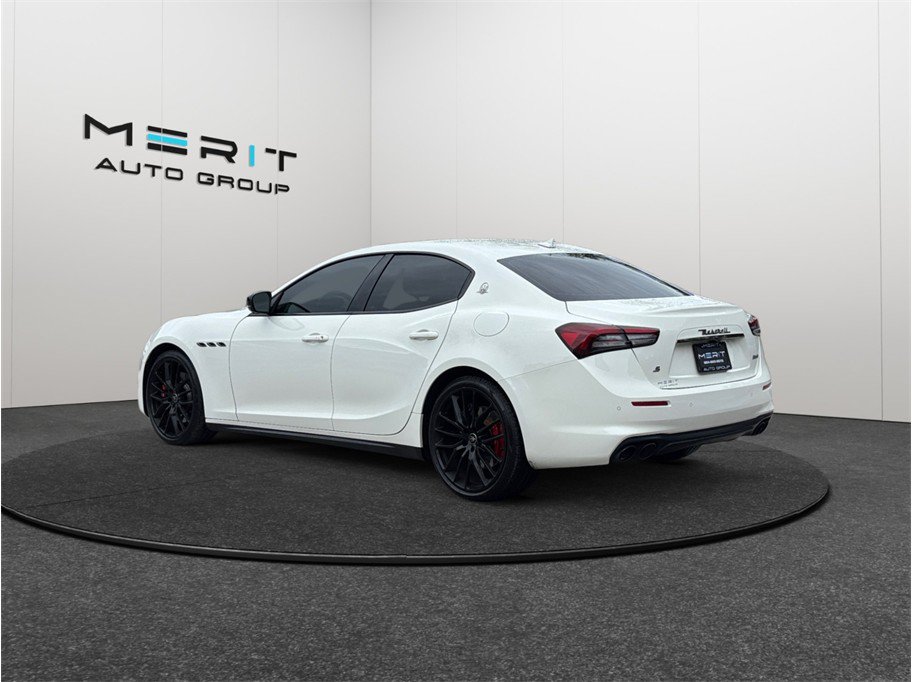 Used 2021 Maserati Ghibli S RWD image 7